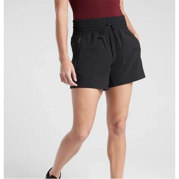 Athleta Camden Black Short 8 Athletic Sustainable Athleisure Travel Lightweight - Picture 1 of 8